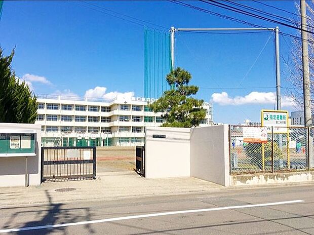 仙台市立第二中学校 徒歩10分。 790m