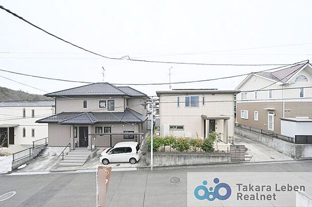 住居からの眺望。心地の良い風をお部屋に取り込んでくれ、日々の生活がより豊かになります。