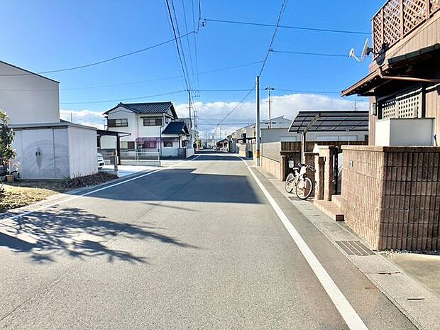 前面道路含む現地写真