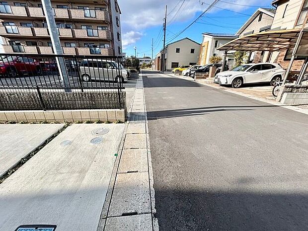 前面道路含む現地写真