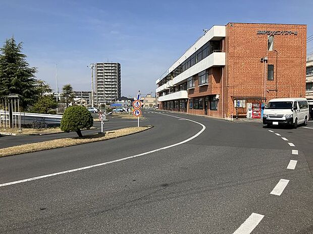 京成ドライビングスクール京成高砂駅・新柴又駅より7分とアクセス便利な教習所です 720m