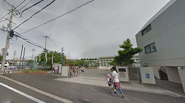 【小学校】明石市立朝霧小学校まで960ｍ