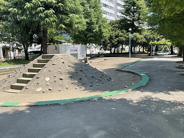 神明町児童遊園 200m