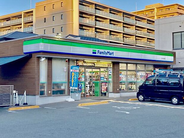 ファミリーマート 茨木中穂積店ファミリーマート 茨木中穂積店 630m