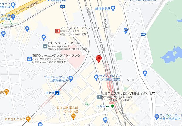 代々木駅から2分、新宿駅から5分、南新宿駅から5分の好立地の物件です。