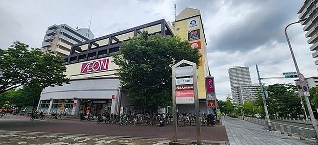 イオン　高見店 820m