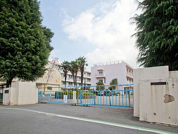 所沢市立南小学校 1024ｍ