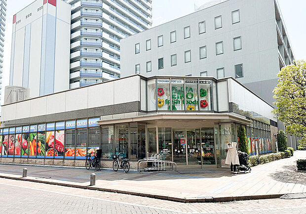 ■プラザ栄光 生鮮館 ポートサイド店…徒歩5分(300m)