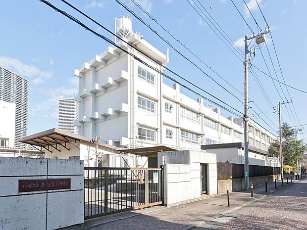 ■川崎市立東住吉小学校…徒歩8分(550m)