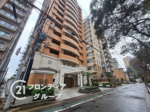 複数沿線利用可能で、アクセス環境良好な立地！鉄骨造、13階建てのマンションです。