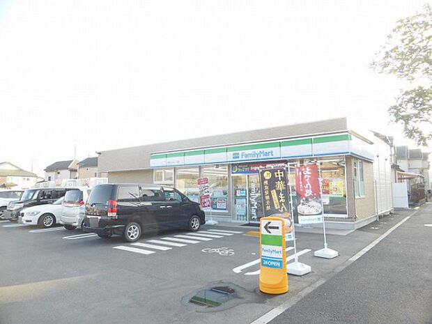 コンビニ ファミリーマート瑞穂長岡4丁目店 664ｍ