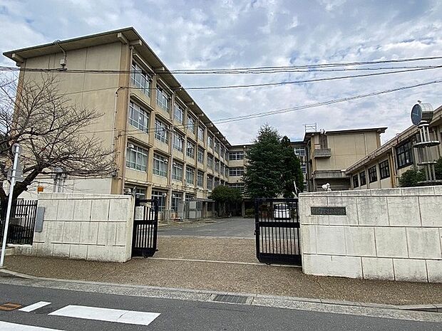 京都 市立 洛 北 中学校