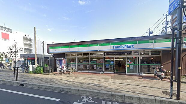 ファミリーマート 小手指店