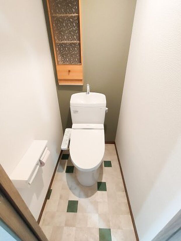 シンプルで使いやすいトイレです：リフォーム完了しました♪平日も内覧出来ます♪八潮新築ナビで検索♪