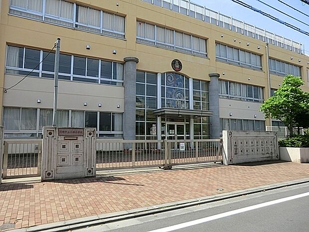 川崎市立小田小学校まで400m