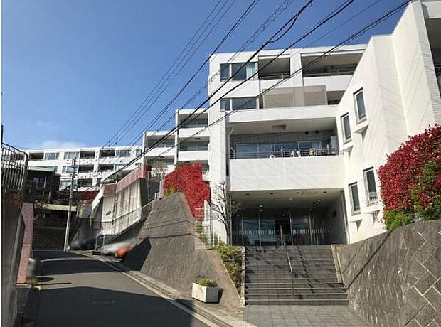 グランスイート横濱山手ペット飼育可能収納豊富(3LDK) 5階の外観