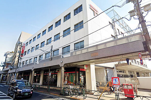 大森郵便局まで150m、池上通り商店街にあります。