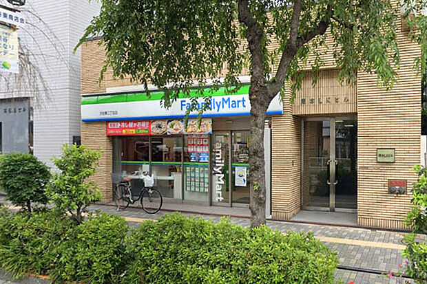 ファミリーマート渋谷東二丁目店まで220m