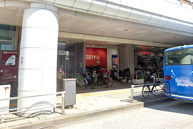 西友大井町店まで1300m