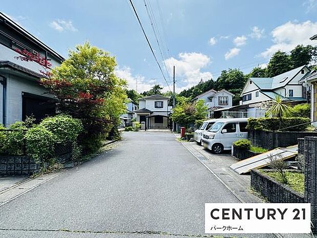 【前面道路】現地の前の道です！