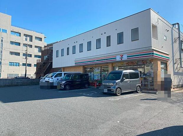 セブンイレブン松戸小山店まで968m