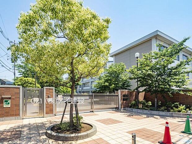 川崎市立さくら小学校まで130m、川崎市立さくら小学校