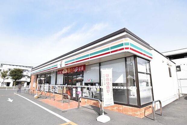 セブンイレブンつくば竹園店まで500m、24時間営業で日々の生活に便利なコンビニ。