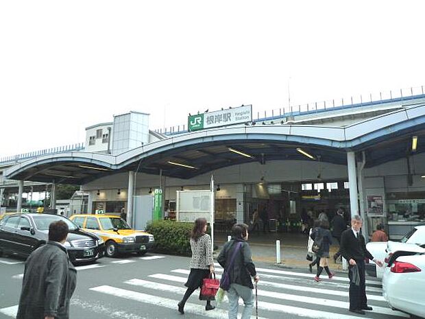 JR根岸線「根岸」駅　720m　横浜駅へ約13分。市内はもちろん品川、新橋、東京など都心の駅へダイレクトアクセス可能です。 