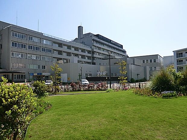 横須賀市立市民病院　1700m　『すべての地域のすべての方々が安心して受けられる医療を目指して』運営されている総合病院。  