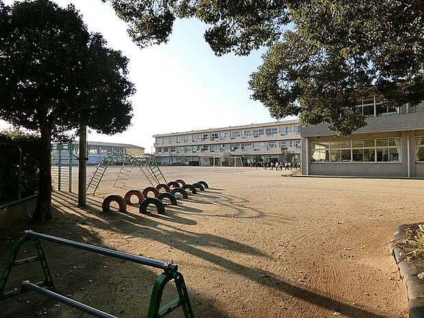 つくば市立大曽根小学校まで790m