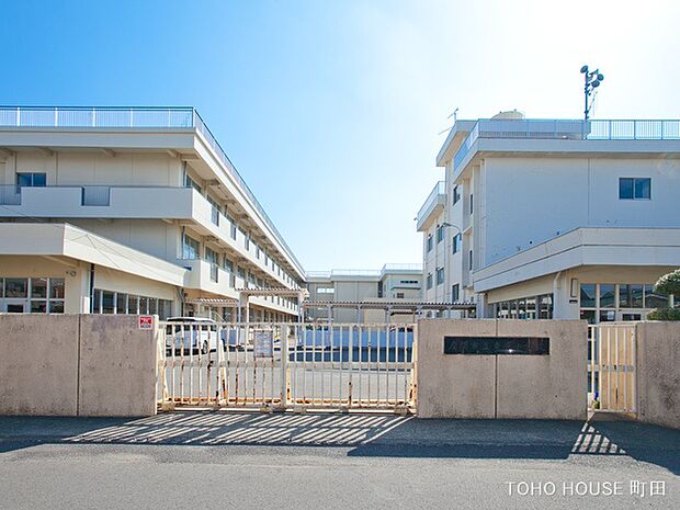 座間市立東原小学校 140m