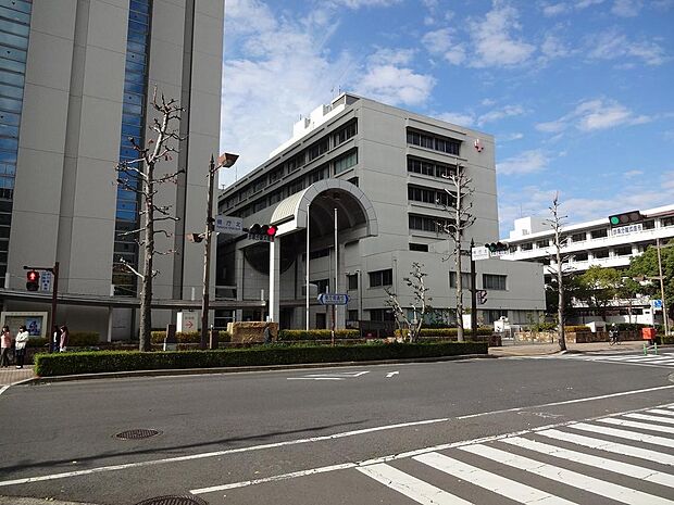 高松赤十字病院・県庁：徒歩13分（980ｍ）