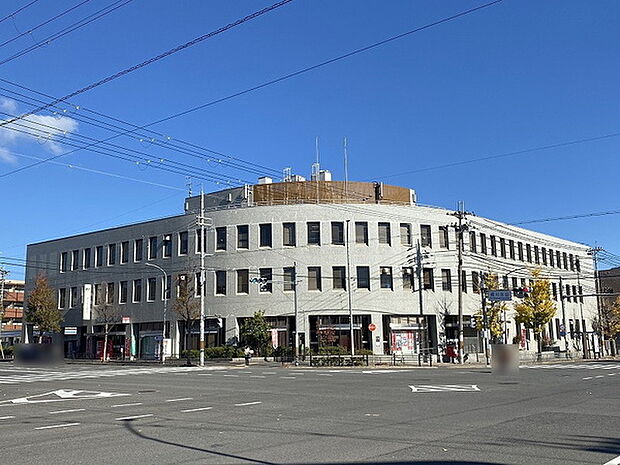 京都北郵便局まで807m