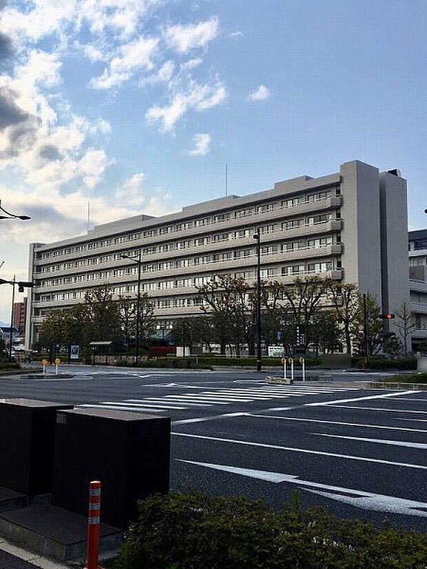 地方独立行政法人京都市立病院機構京都市立病院まで824m