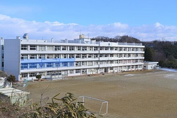 仙台市立将監東中学校まで3197m