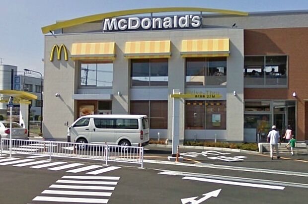 マクドナルド246伊勢原店まで2458m