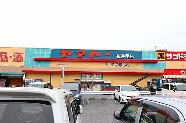 スーパーヤマトー　桜井南店まで2172m、〒633-0053 奈良県桜井市谷245-1電話番号　0744-43-8822　営業時間　通常 9:00〜21:00