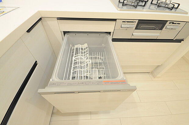 食器洗い乾燥機も標準装備です。