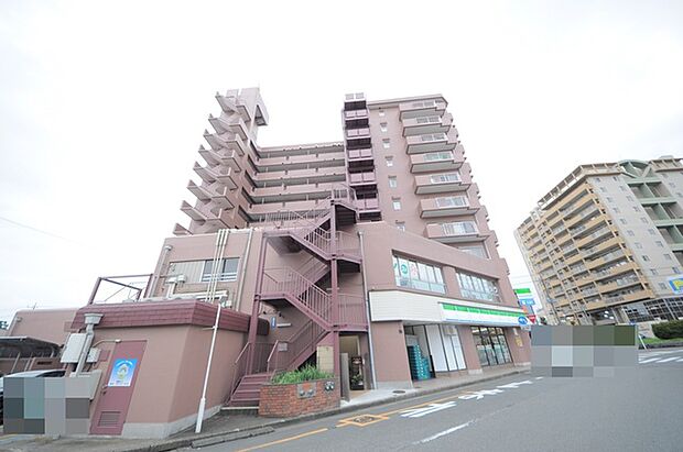 『新狭山』駅徒歩1分の便利な立地です。