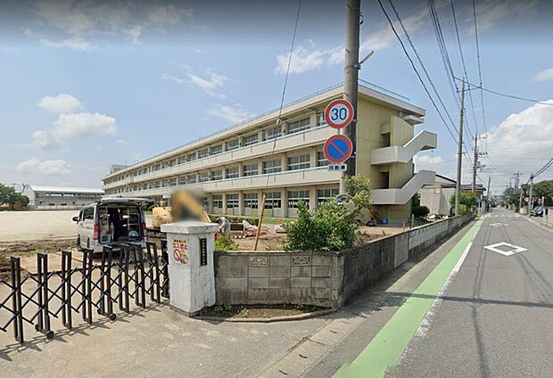 加須市立騎西小学校（870m）