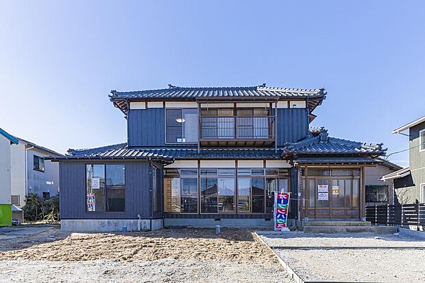 阿賀野市北本町B棟(4LDK)の外観