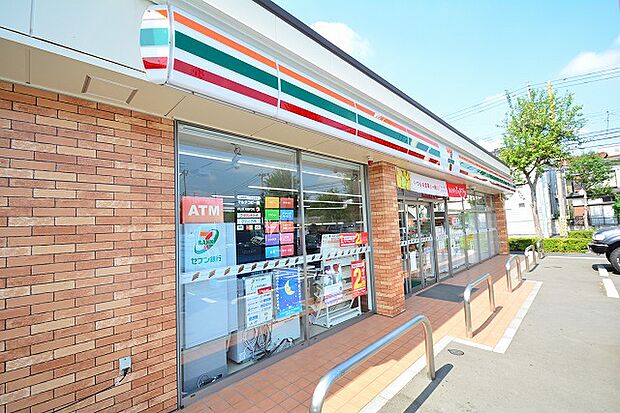 セブンイレブン　町田金井ヶ丘店　距離約350m