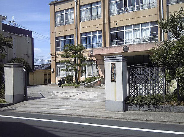 京都市立桃山中学校