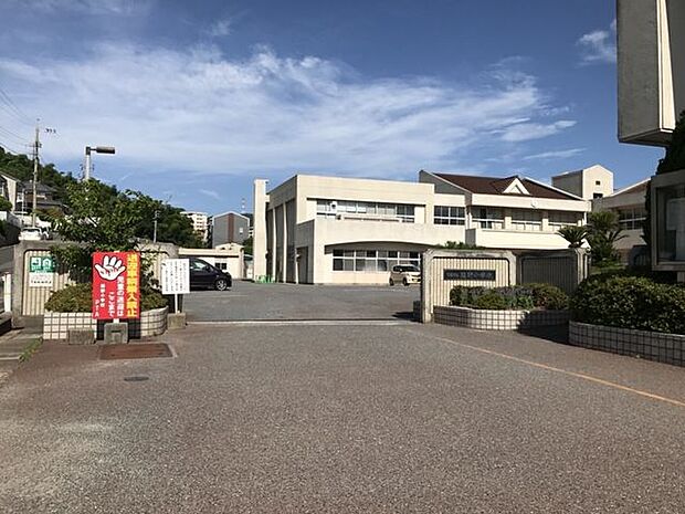熊野小学校 1630m