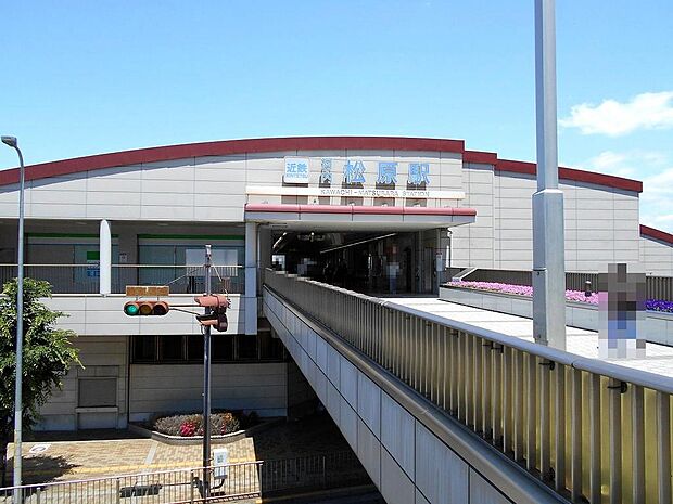近鉄南大阪線「河内松原」駅までバス乗車１１分、バス停「今井」まで徒歩３分