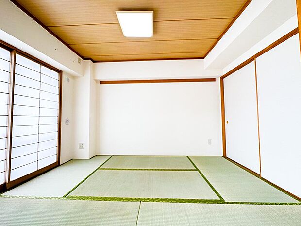 障子・襖・畳など日本独特の文化が詰まった空間である和室。住まいにあわせてオシャレな和モダン、昔ながらの趣がある和室することで、様々な形の「和」を演出
