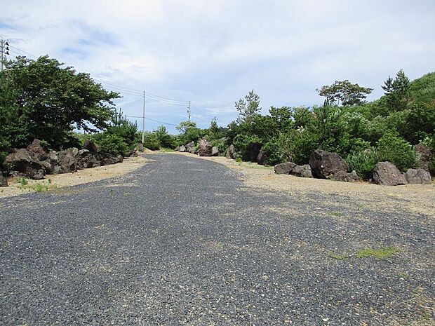 入口の敷地：南側