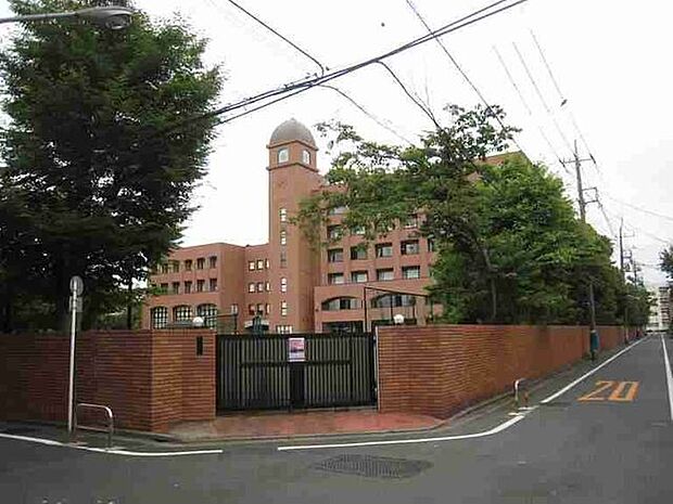 愛国中学校愛国中学校 390m