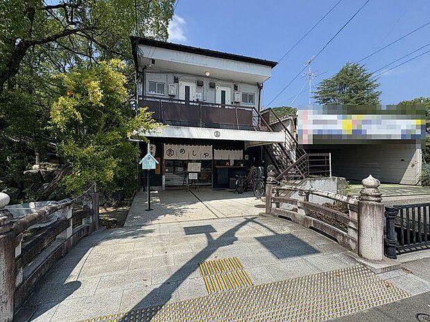 四国霊場第51番札所 石手寺のすぐそばにあるランチ専門店。手作りの丁寧な定食が人気♪