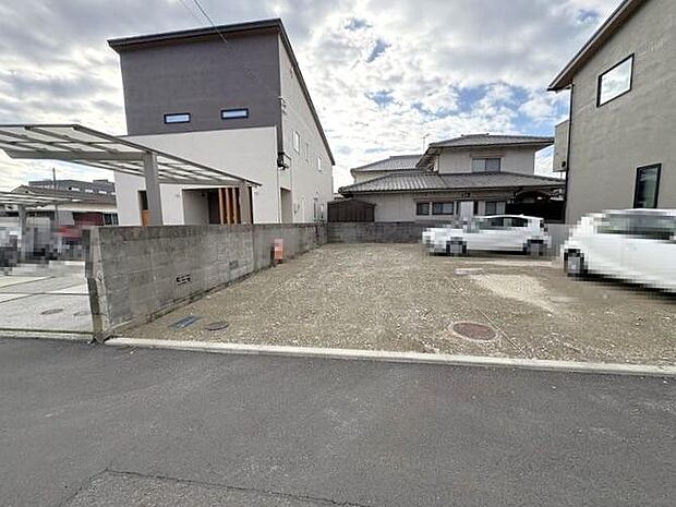 2区画分譲地の？号地になります♪